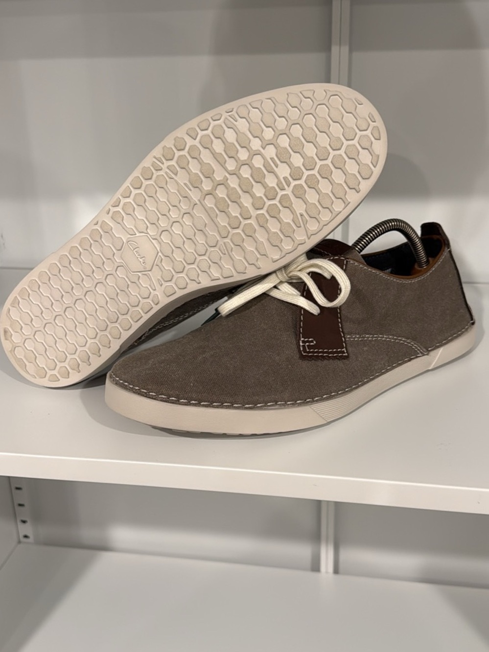 Clarks Men's Brown Canvas Lace-Up Slip-On with Cream Sole